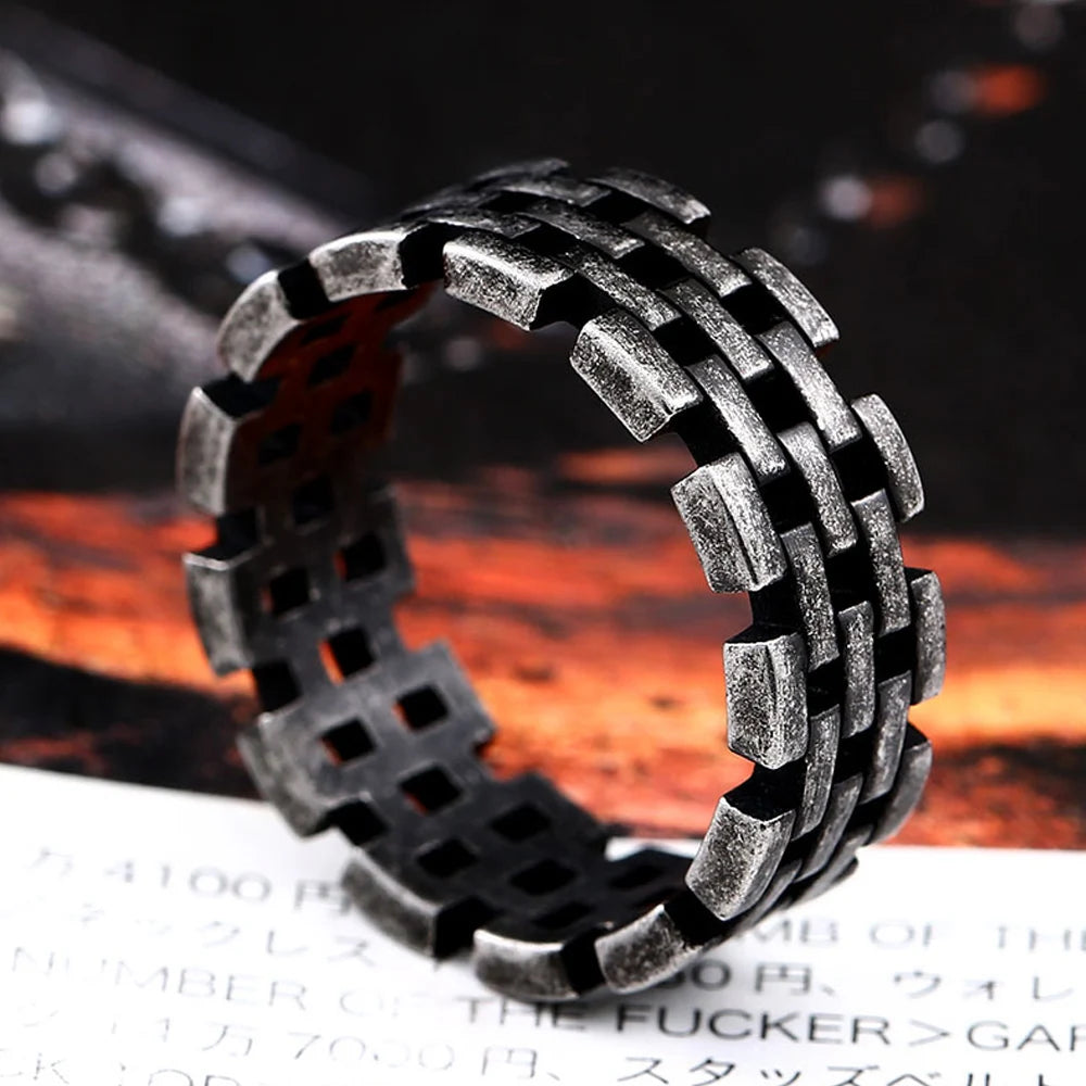 Hollow chain ring – view 7