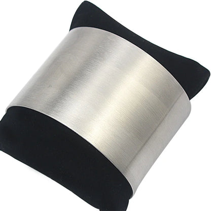 Open cuff bangle – view 2