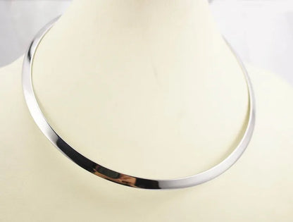 Torque collar necklace – view 3