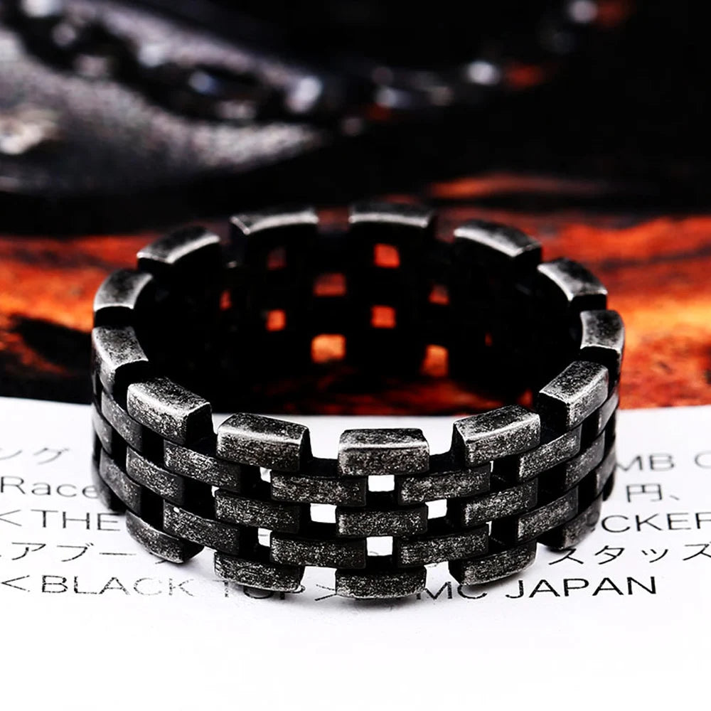 Hollow chain ring – view 4