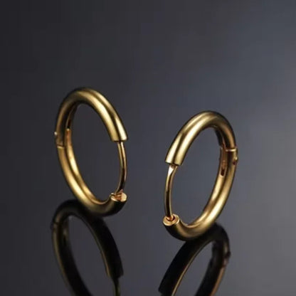 Huggie hoop earrings – view 3