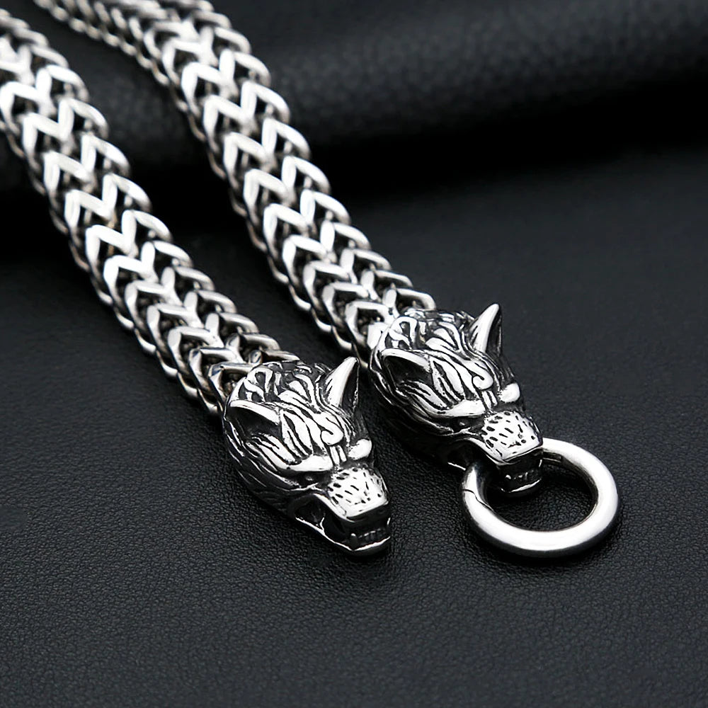 Wolf head bracelet – view 4