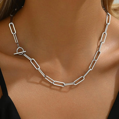 Cross pendant necklace – view 4