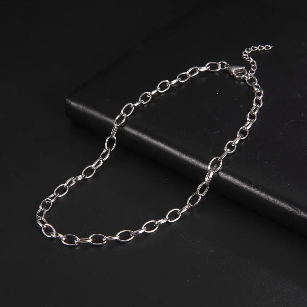 Stainless steel link chain necklace – view 4