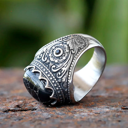 Black stone statement ring – view 3