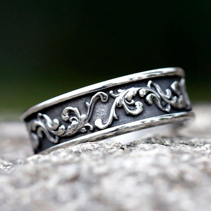 Norse wave band ring – view 3