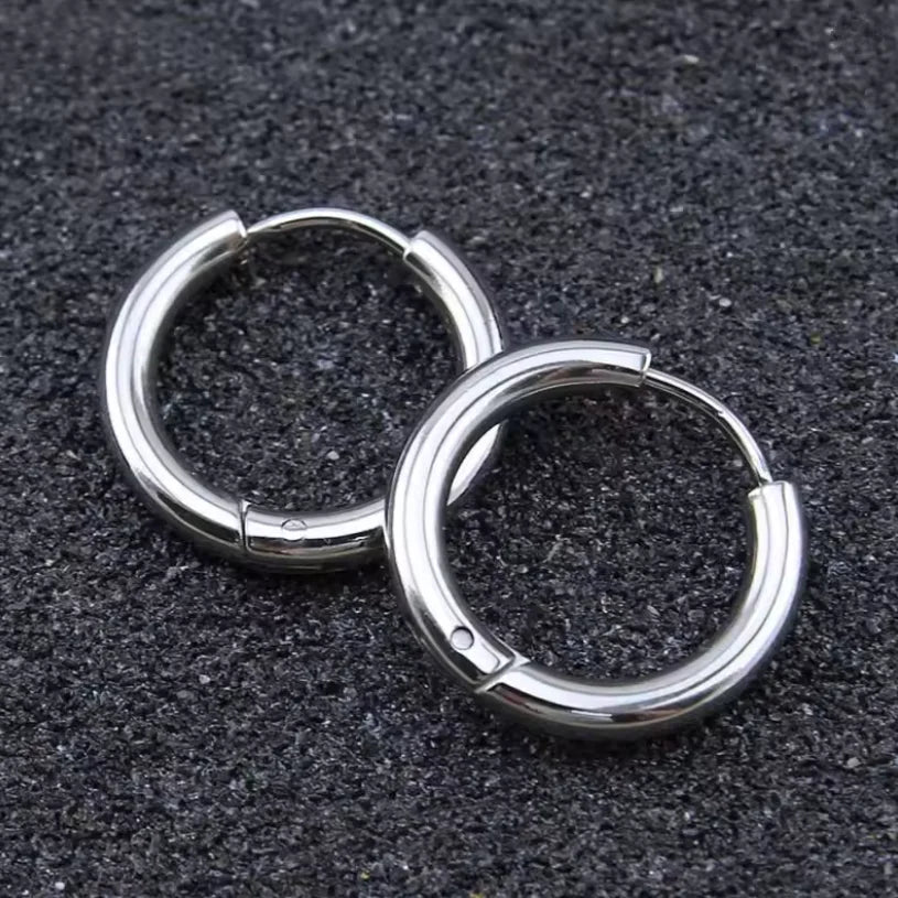 Huggie hoop earrings – view 11