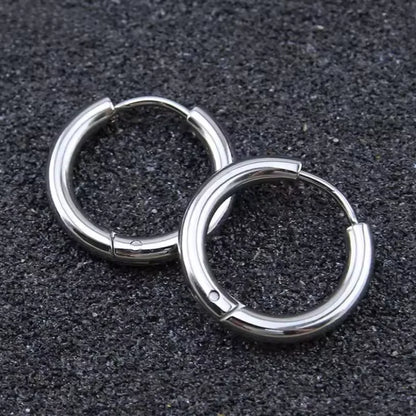 Huggie hoop earrings – view 11