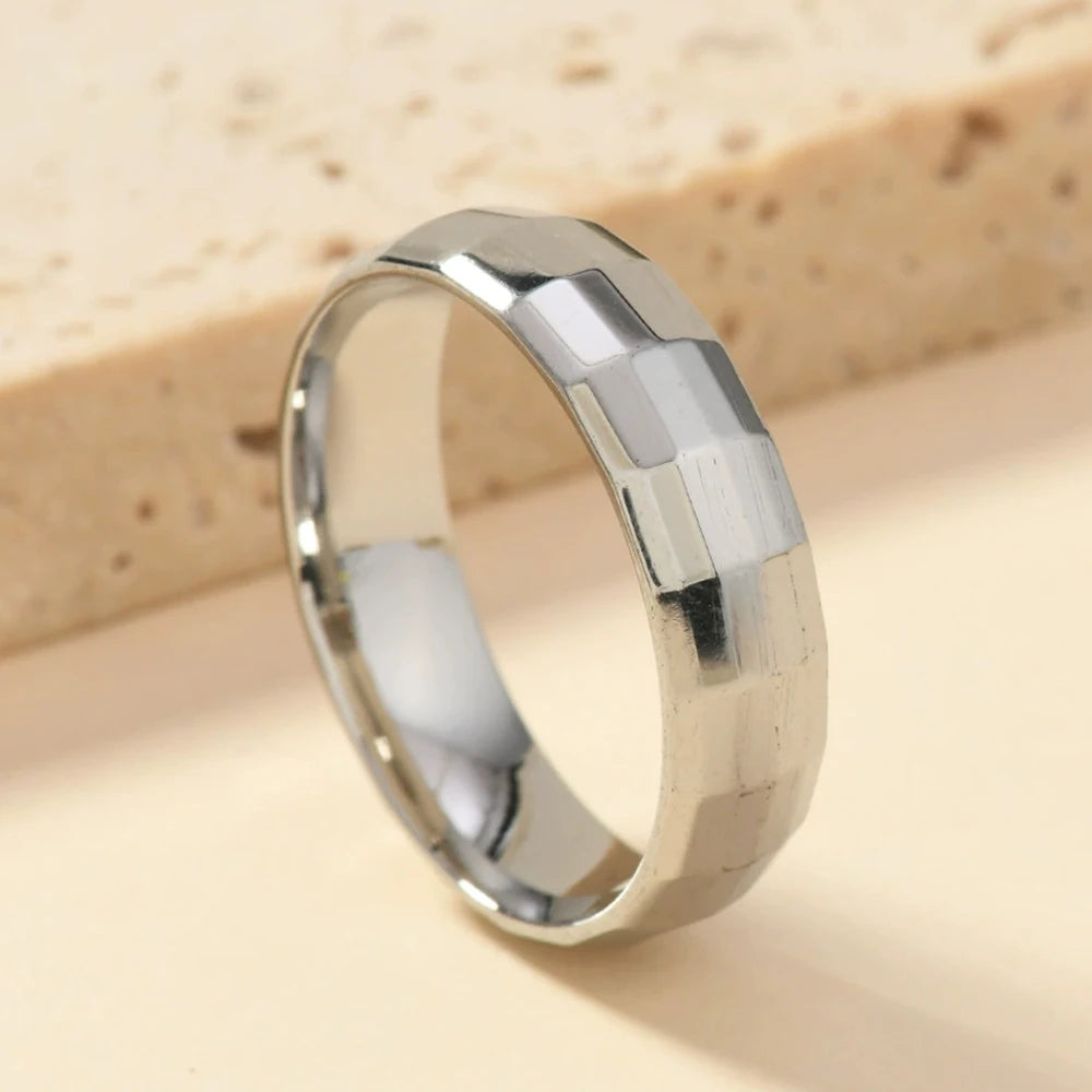 Faceted dome ring, 6mm – view 3