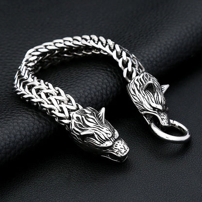 Wolf head bracelet – view 3