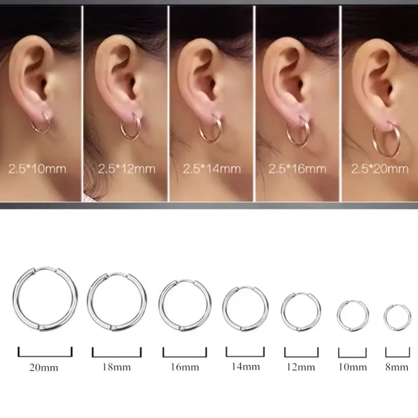 Huggie hoop earrings – view 5