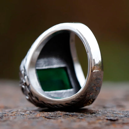 Crown ring with green stone – view 6