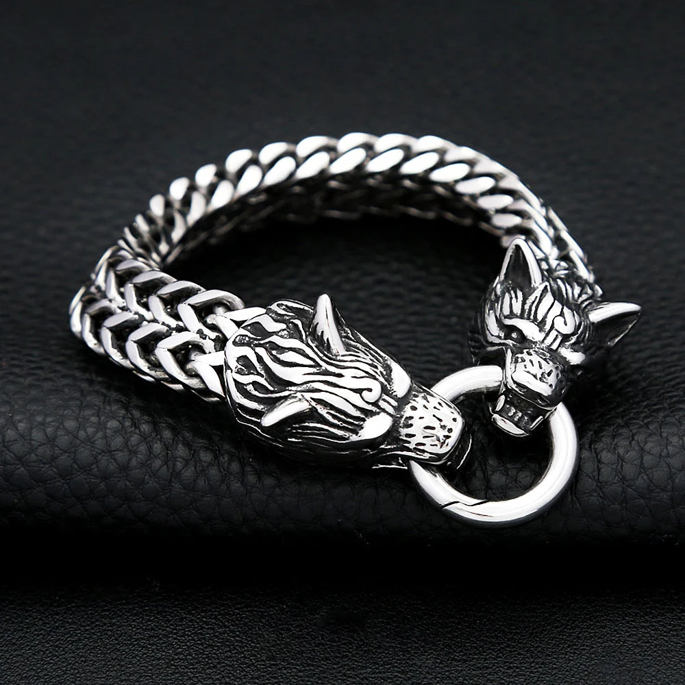 Wolf head bracelet – view 2