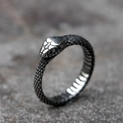 Serpent ring – view 2