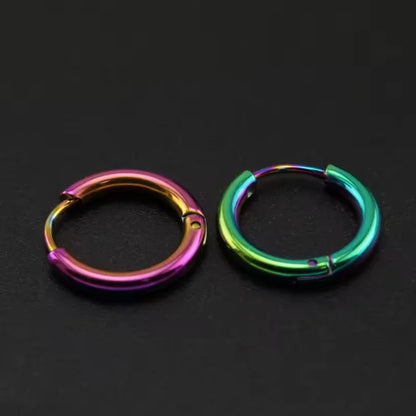 Huggie hoop earrings – view 8