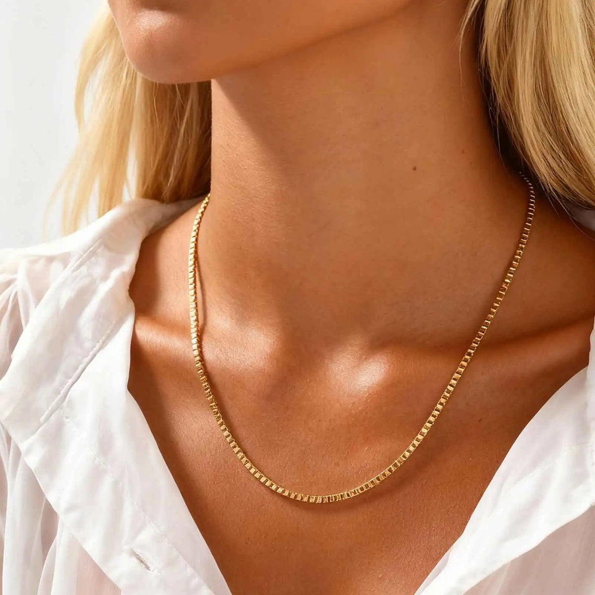 Stainless steel box chain necklace – view 4